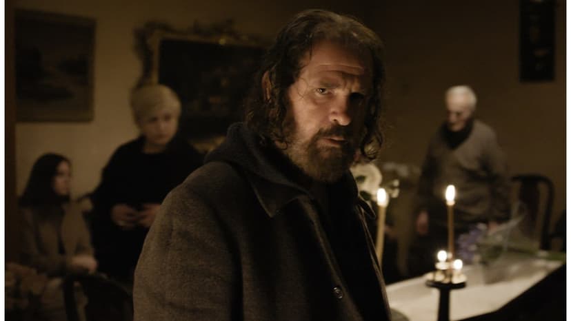 Georgian Star's Bizarre Odyssey of Self-Transformation