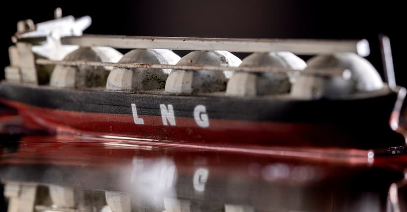 Germany Ramps Up LNG Terminals for Energy Independence