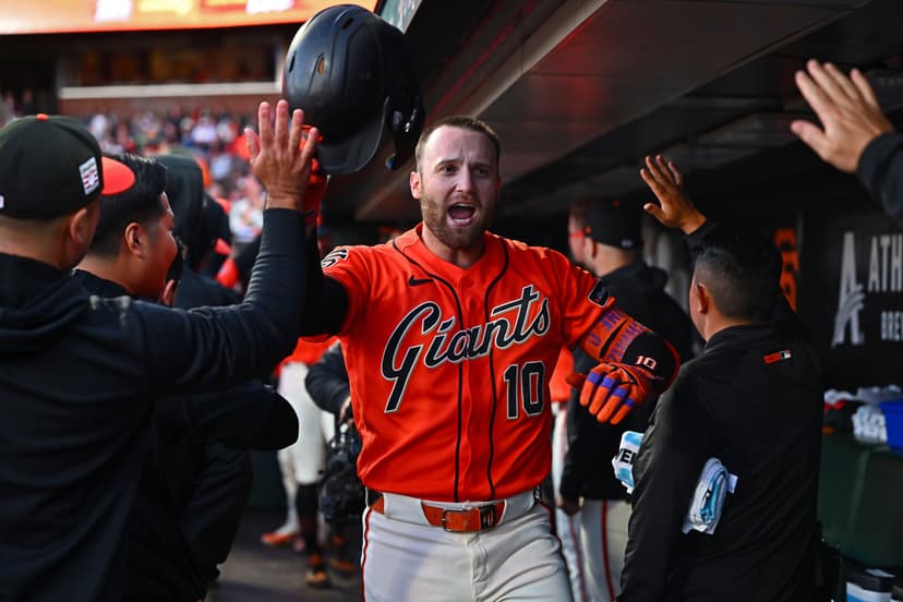 Giants Snatch Victory in Extra Innings Thriller