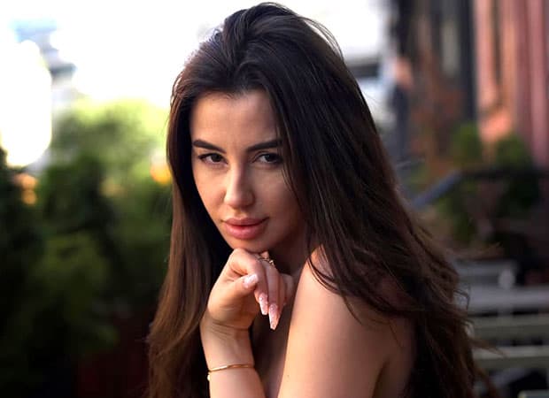 Giorgia Andriani Stars in New Italian Thriller 'Dice'