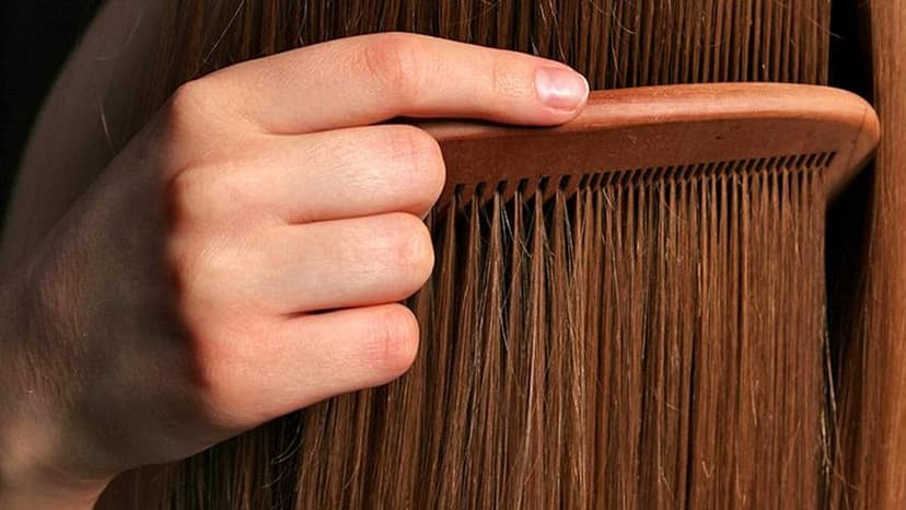 Girl's Stomach Holds 1kg Hairball