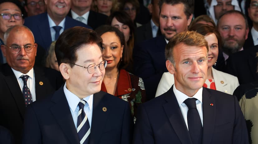 Cinema's Crisis: France and S. Korea Rally Support
