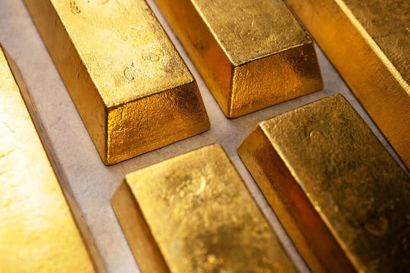 Gold Hits 3-Month Lows Following Market Crash