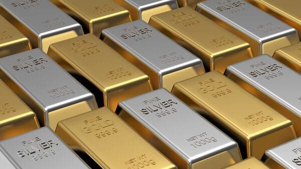 Gold-Silver Ratio Holds Steady at 69: What's Next?