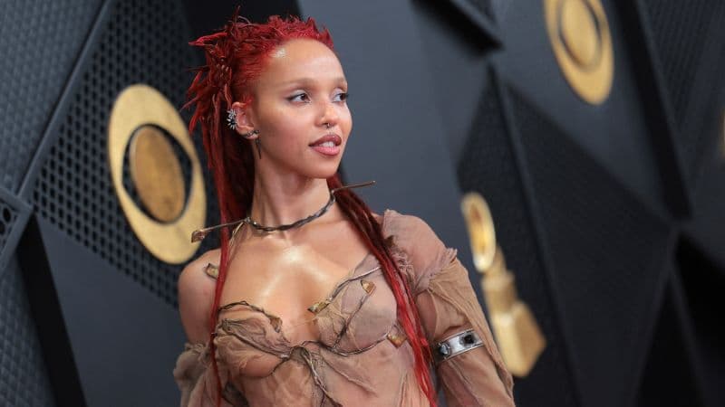 Grammys Red Carpet: Stars Dazzle in Bold Fashion