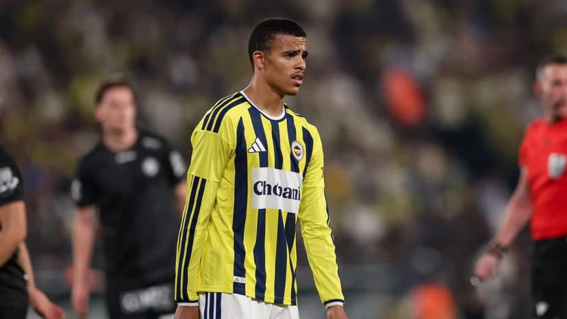 Kuyt Considers Greenwood's Plea for No. 10 Position