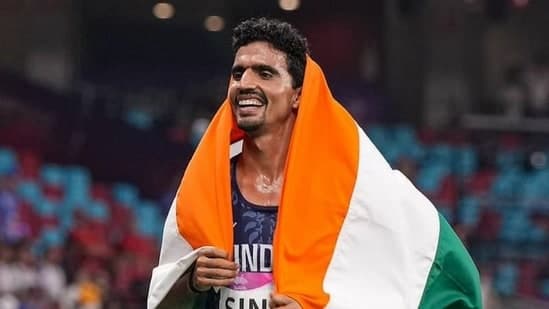 Gulveer Singh Claims Historic Silver in 10,000m!