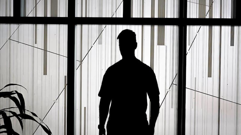 Hair Loss Drugs Linked to Depression, ED