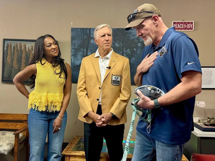 Veteran Support Center Earns Hall of Fame Character Award