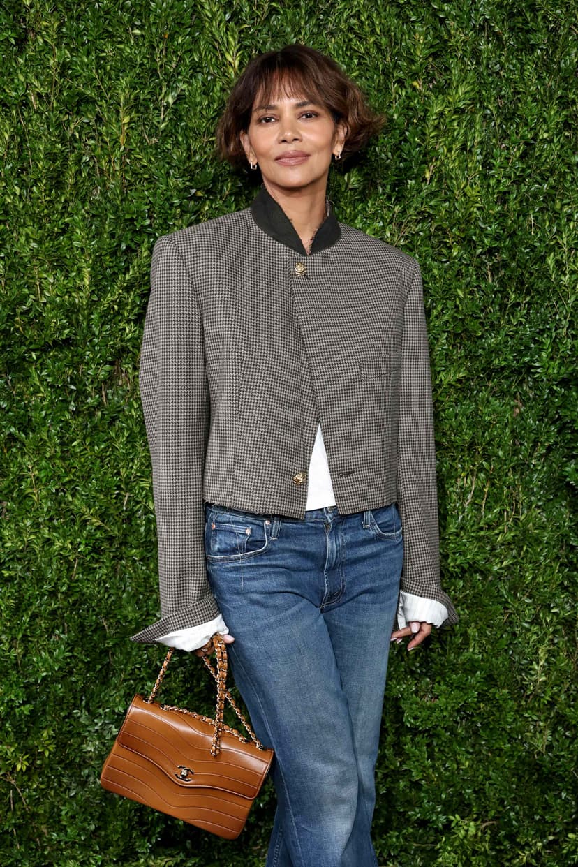 Halle Berry Debuts Autumnal Bixie Haircut