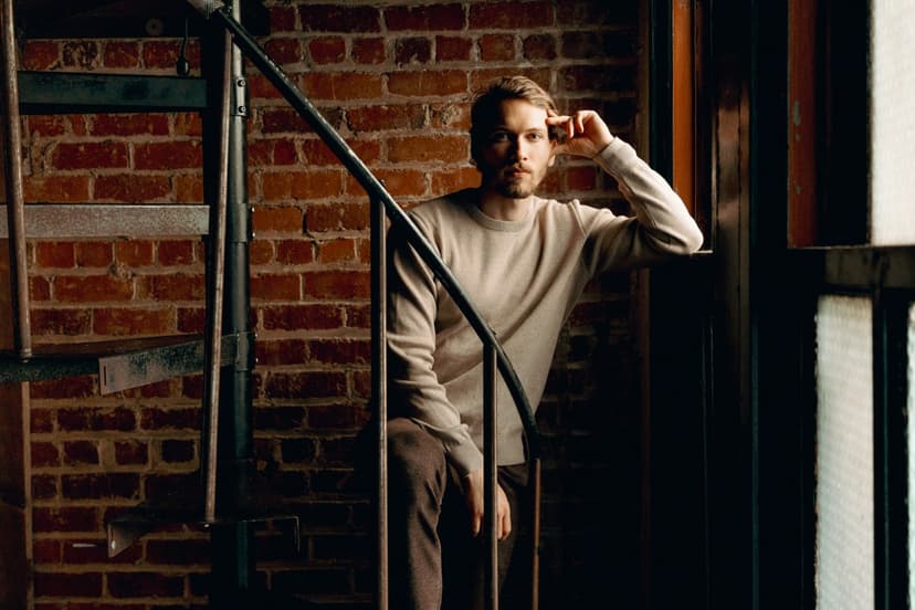 Handshake Buys Cleanlab to Enhance AI Data