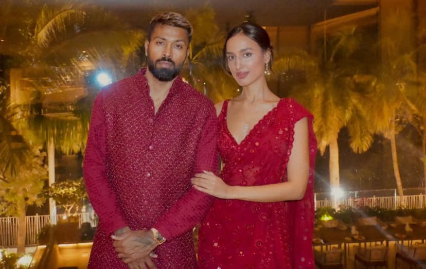 Hardik Pandya Spotted With Girlfriend Mahieka Sharma