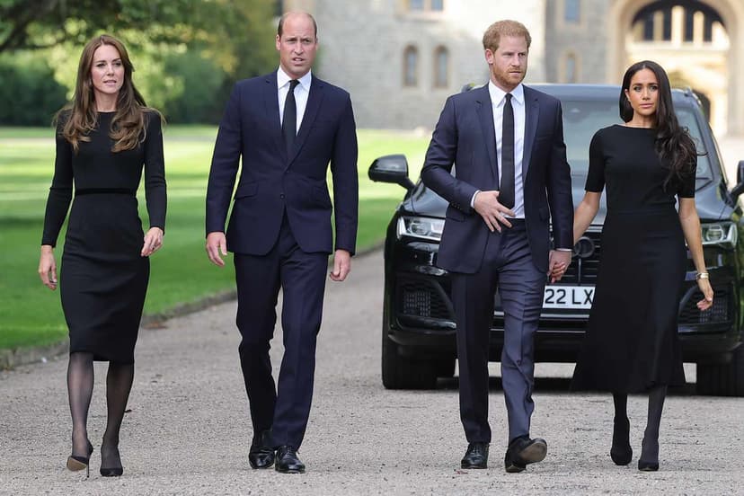 Harry & Meghan Won't Apologize to Royals