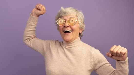 Harvard Study: Close Bonds Are Key to Long Life