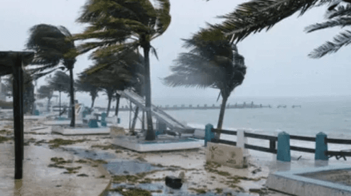 Hawaii Braces for Lowell's Fury