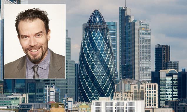 Hedge Fund Boss Bags Half a Billion Pounds