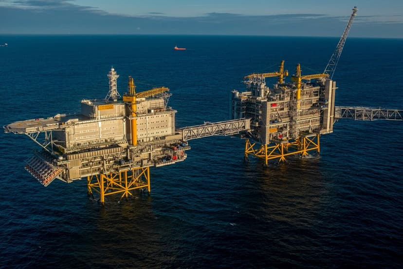 Middle East Tensions Send Hedge Funds to Brent Crude