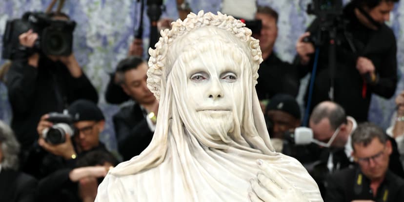 Heidi Klum's Living Sculpture Stuns at Met Gala