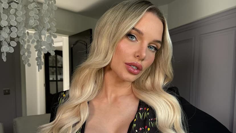 Helen Flanagan's Home Sells For £500k Loss