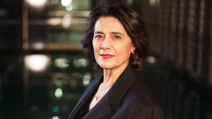 Hiam Abbass on Duty, Art, and Palestinian History