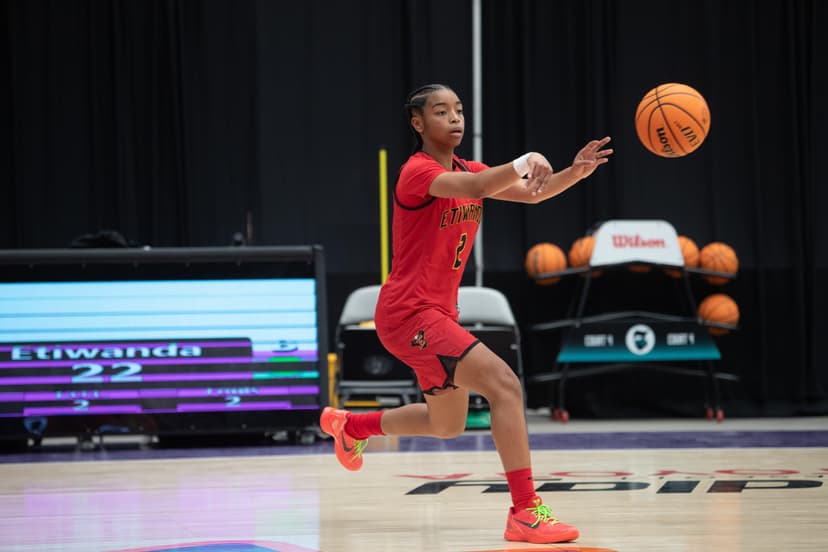 Top Teams Battle for High School Hoops Crown