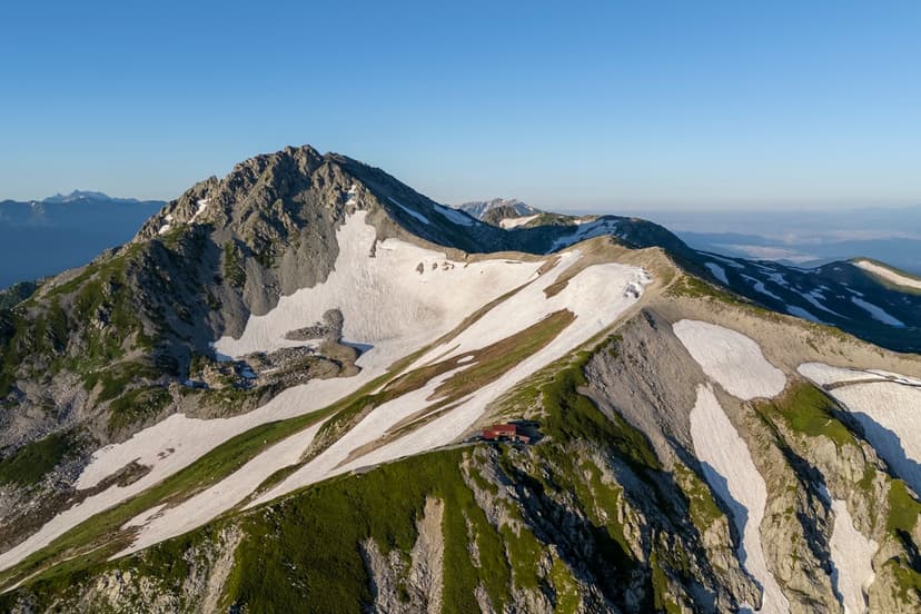 Hong Kong Hiker Dies in Japan's Treacherous Alps