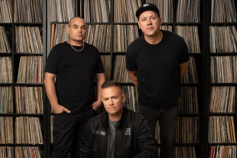 ARIA Record Breakers Hilltop Hoods Headline Castaway