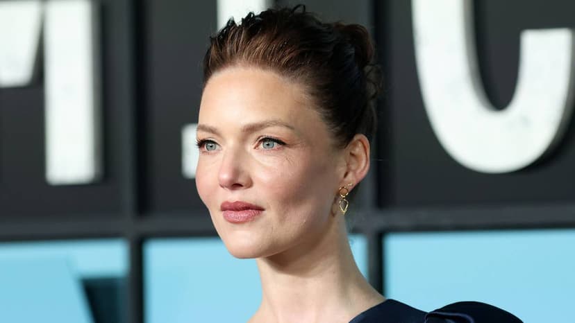 Holliday Grainger's Private Life Revealed