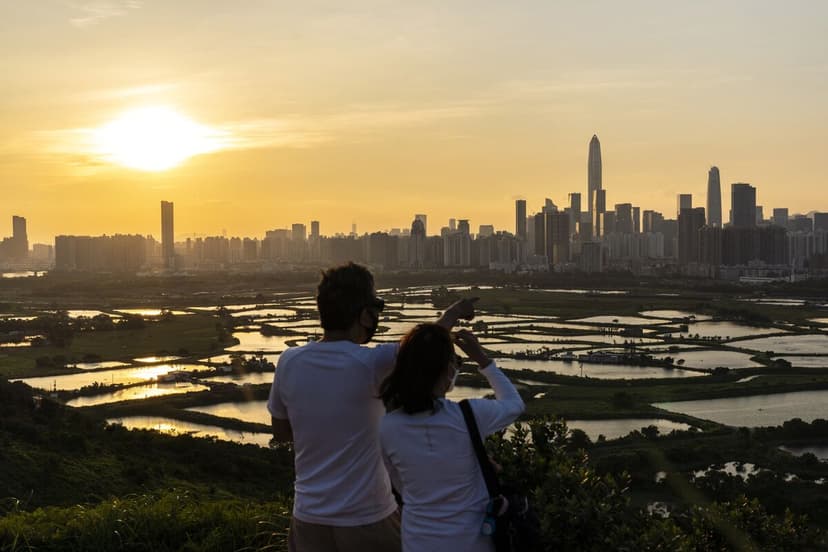 Hong Kong Tech Hub Faces Sales Slump