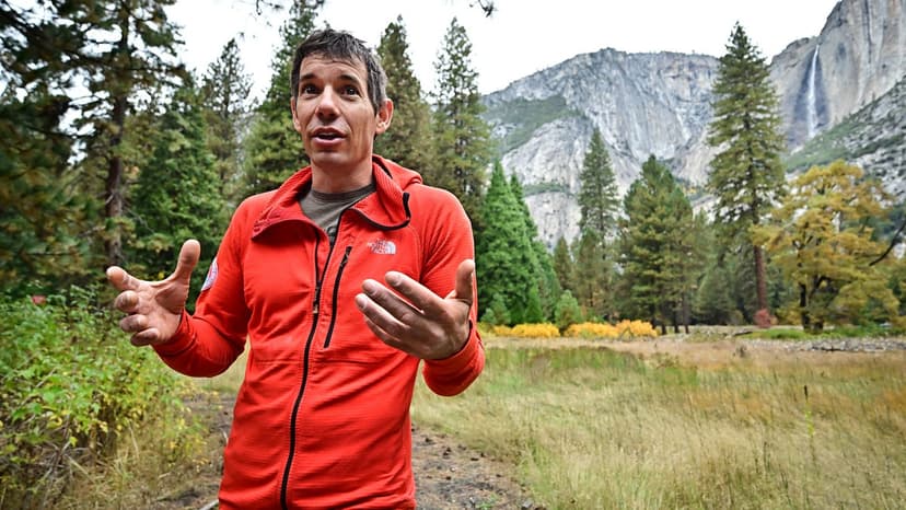 Weather Halts Honnold's Taipei 101 Free Solo