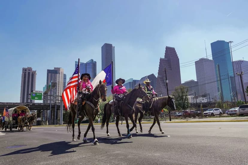Rodeo Bans Trail Riders After Horse Deaths
