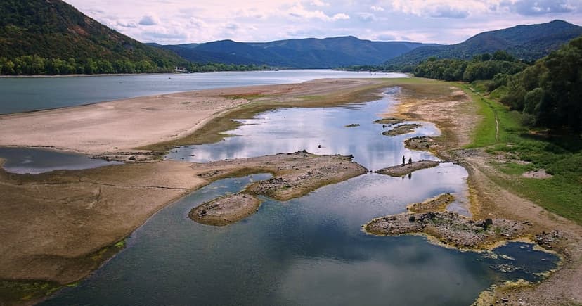 Fish Ponds Now Quench Thirsty Farms