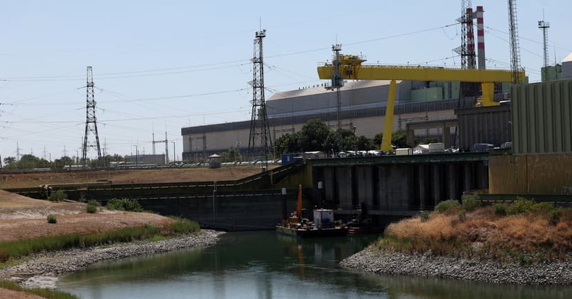 Record Solar Output Rescues Hungary from Nuclear Woes
