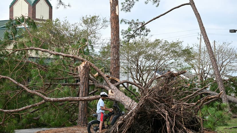 Isaias Batters Florida Coast: Two Dead, 780K Lose Power