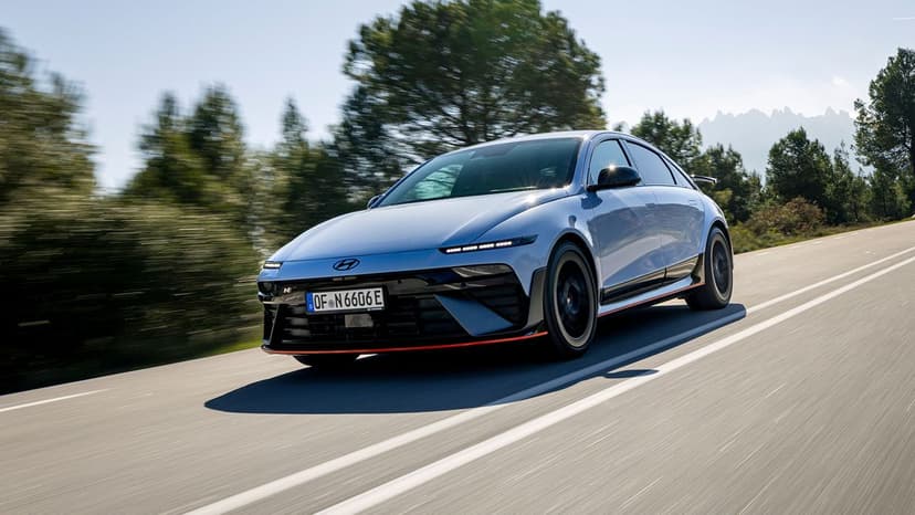 Hyundai Ioniq 6 N: Sedan Goes Supercar