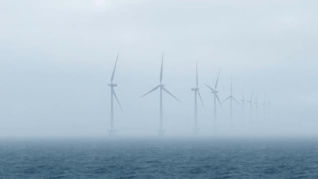 Icy Grip: Storm Paralyzes Four States!