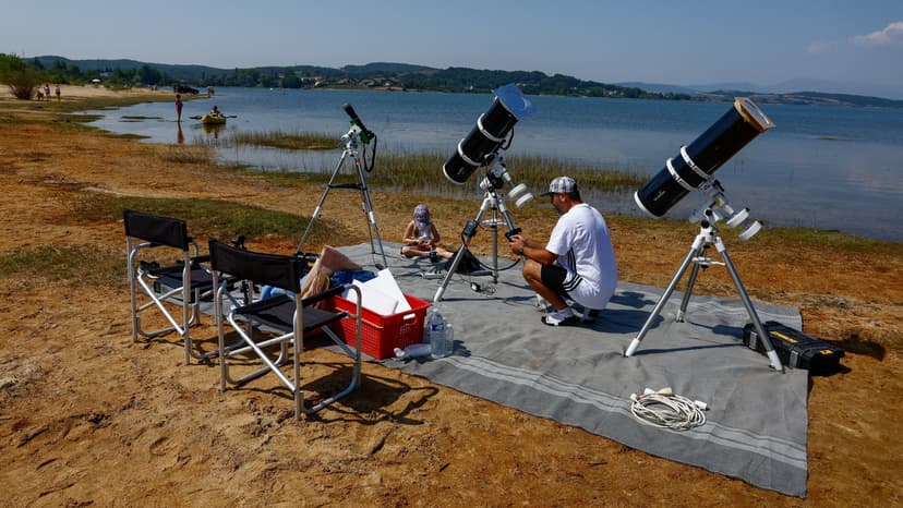 Iceland Eclipse: Weather Gamble for Rare Celestial Event