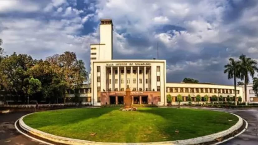IIT Kharagpur Eyes Medical Degrees