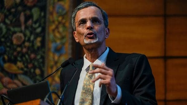 India's Economic Pulse: Survey Drops Jan 29!