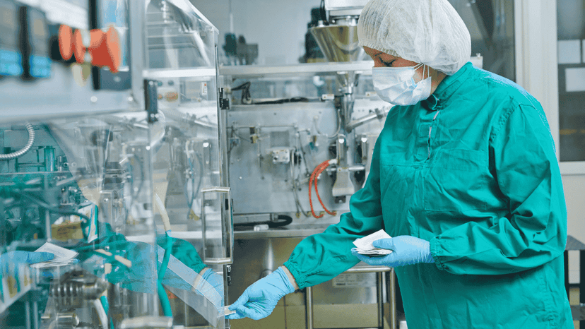 India Pharma Faces Rs 5,000 Cr Loss Amid Shipping Crisis