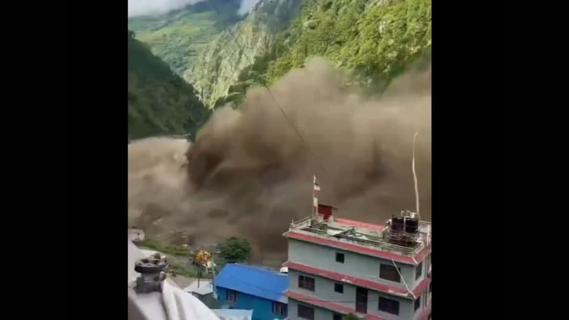 India Sends Aid as Nepal Reels From Deadly Floods