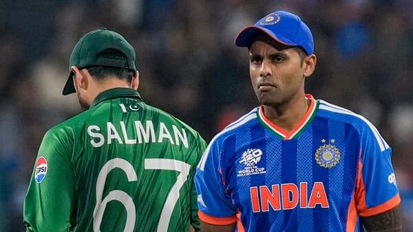 India vs Pak: Toss Won, Bowling First in T20 World Cup!