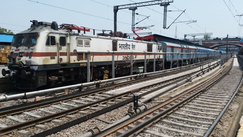 Railways Puts Pilots to Past Failures Test