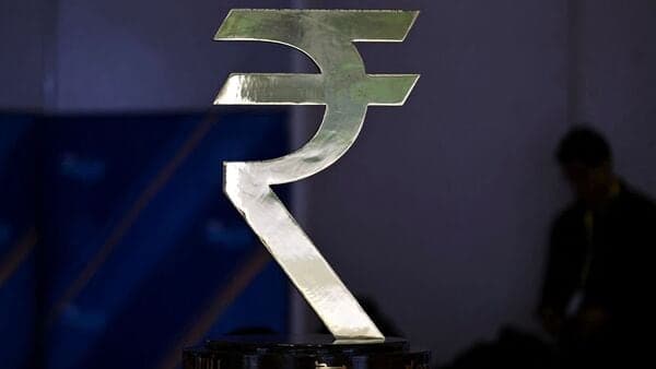 RBI Steps In: Indian Rupee Stabilizes Against Dollar