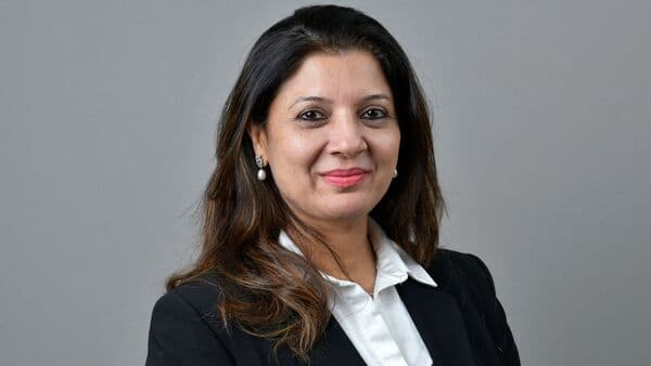 Oil Surge Sparks Indian Stock Market Sell-off