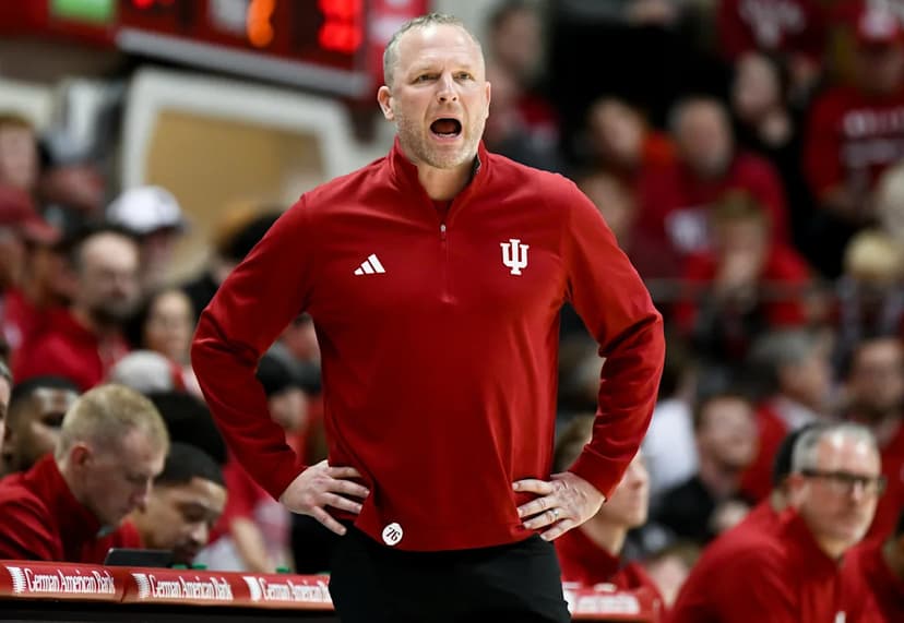 Hoosiers Miss NCAA Tournament in DeVries' First Year