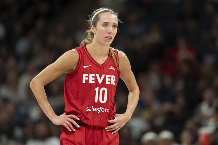 Fever Retain Key Player Lexie Hull Via Qualifying Offer