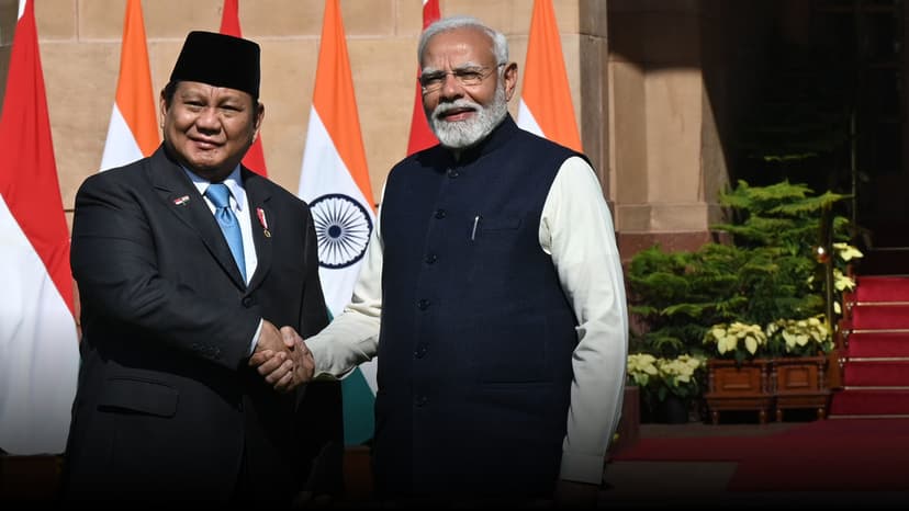 India & Indonesia Ditch Dollar for Local Currencies