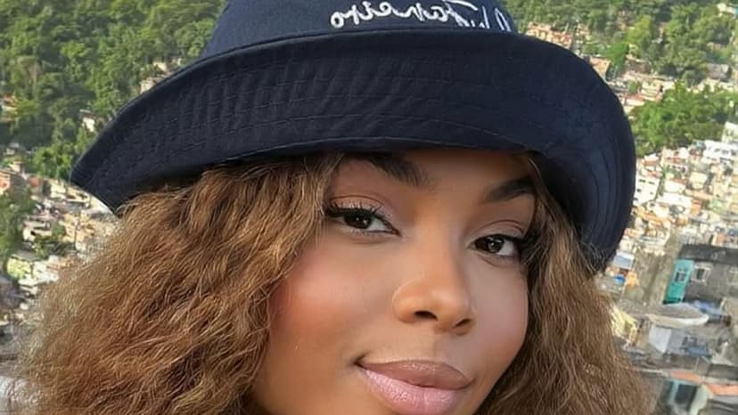 Influencer Carolina Reyes Dies After Cancer Battle