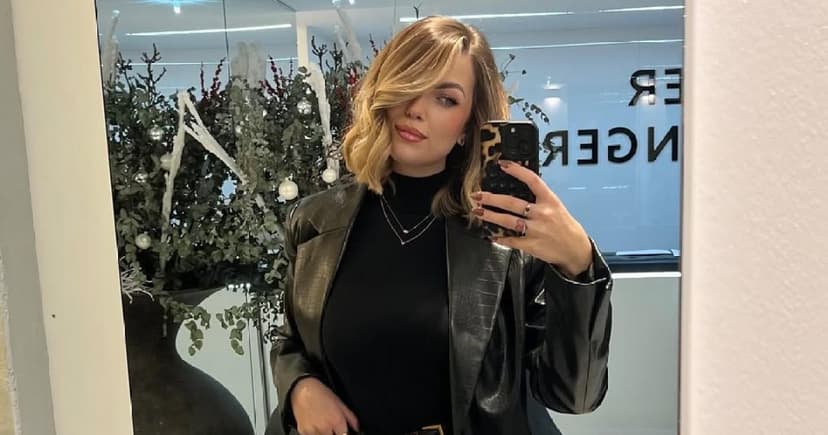 Beauty Influencer Found Dead in Suitcase